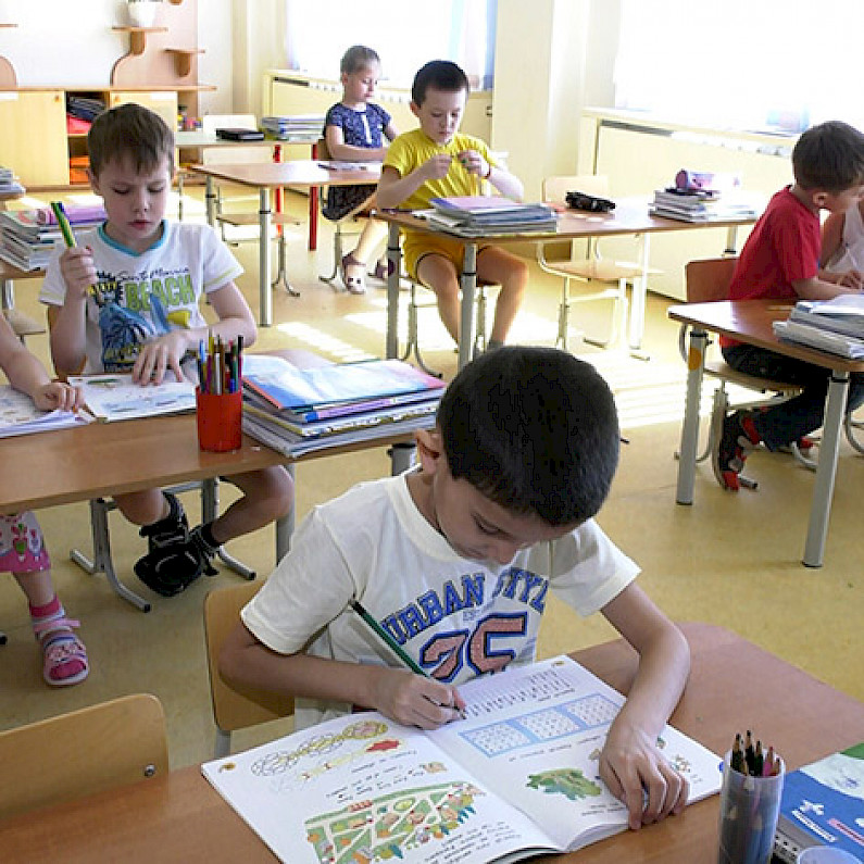 Ямальские педагоги дошкольного образования могут претендовать на грант