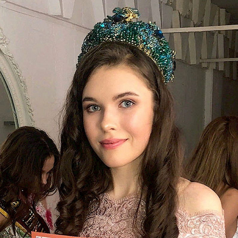 Школьница из Ноябрьска стала участницей конкурса «Юная Мисс Вселенная»