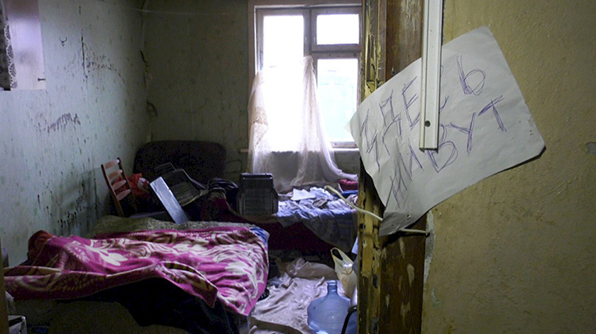В расселённом полтора месяца назад общежитии в Ноябрьске поселились «нелегалы» 