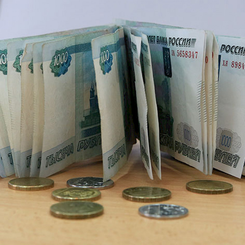 На Ямале не попавшим в «майские» указы бюджетникам проиндексируют зарплаты 