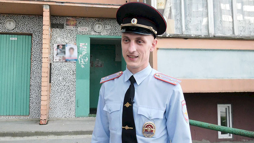 Полицейский из Ноябрьска участвует во втором этапе конкурса «Народный участковый»