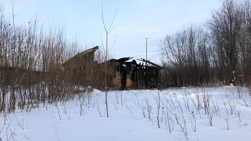 В Ноябрьске в пожаре, где погиб ребенок, пострадали еще три человека