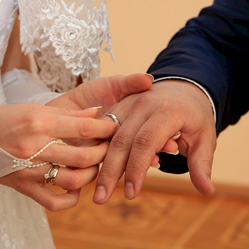 В День всех влюбленных в Ноябрьске решили пожениться шесть пар