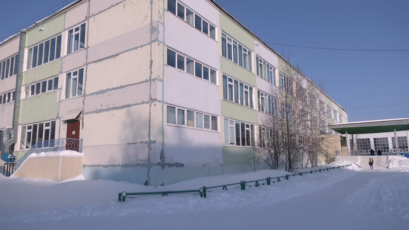 «Достроят ещё один этаж»: в Ноябрьске школу советской постройки готовят к масштабной реконструкции