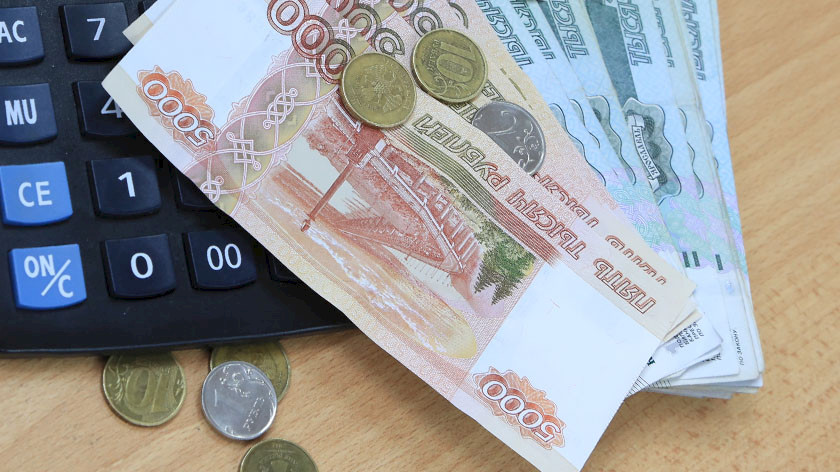 После вмешательства прокуратуры банк вернул пенсионеру из Ноябрьска незаконно удержанные деньги