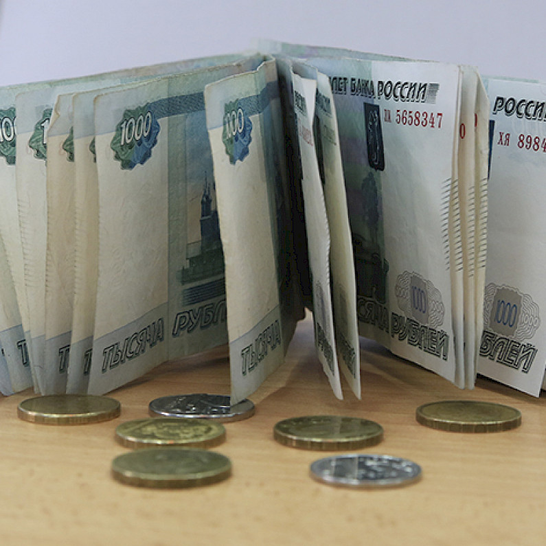 Мошенники обманули жителей Ноябрьска на 21 миллион рублей