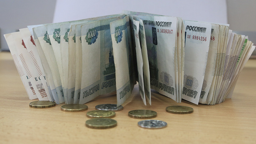 Мошенники обманули жителей Ноябрьска на 21 миллион рублей
