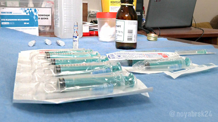 От гриппа и ковида: двойную вакцинацию проходят жители Ноябрьска
