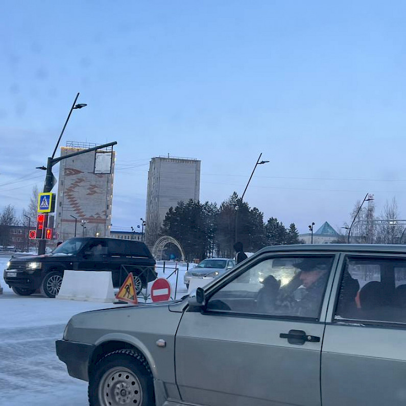 В Ноябрьске ограничат проезд автобусов на время установки новогодних инсталляций