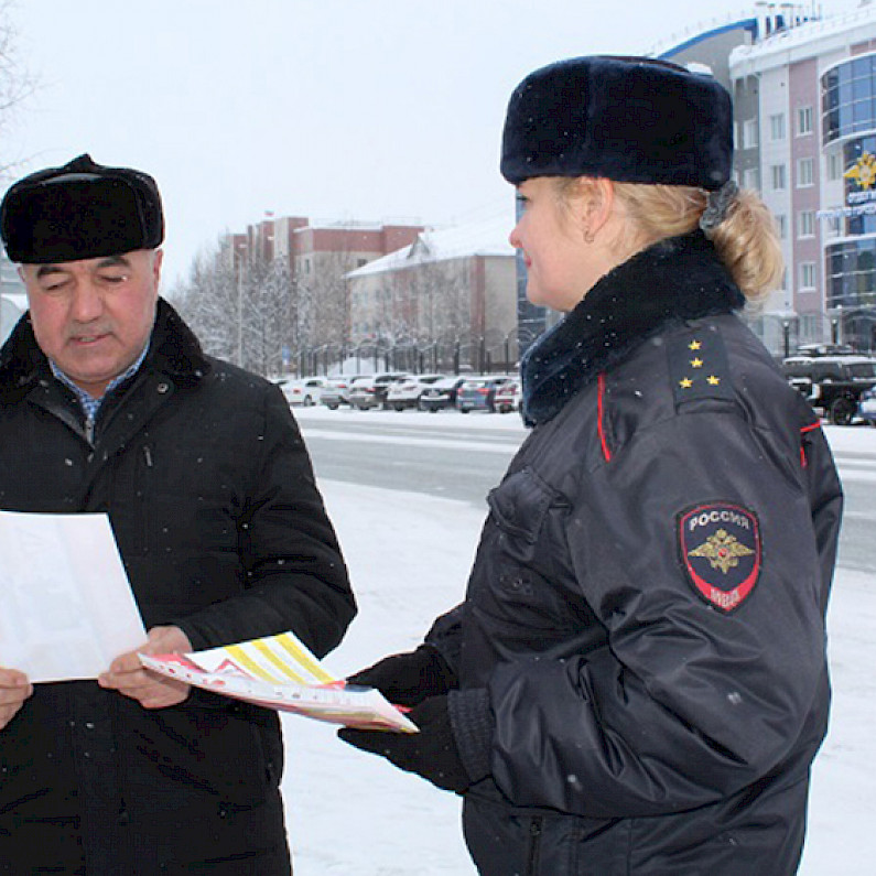Полиция Ноябрьска расскажет горожанам о популярных мошеннических схемах 