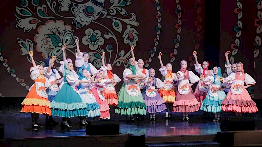 Ансамбль народного танца из Ноябрьска отмечает четвертьвековой юбилей