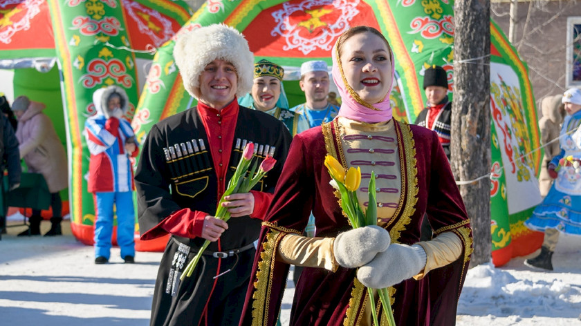 В Ноябрьске прошел традиционный праздник Навруз. ФОТО