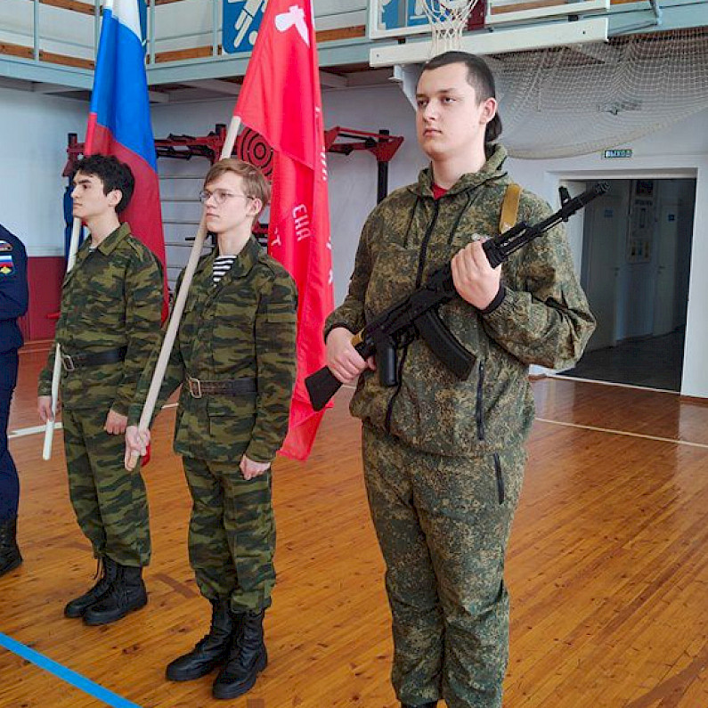 В колледже Ноябрьска стартовали учебные сборы по военной подготовке