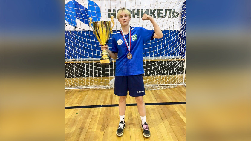 Уроженка Ноябрьска стала бронзовым призером всероссийского чемпионата по футболу
