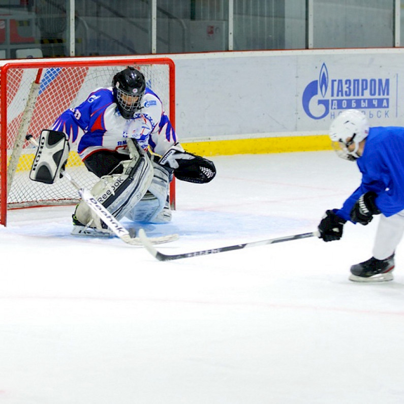Любителей хоккея из Ноябрьска приглашают принять участие во всероссийском фестивале