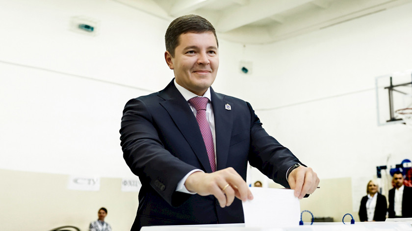 Дмитрия Артюхова во второй раз избрали губернатором Ямала