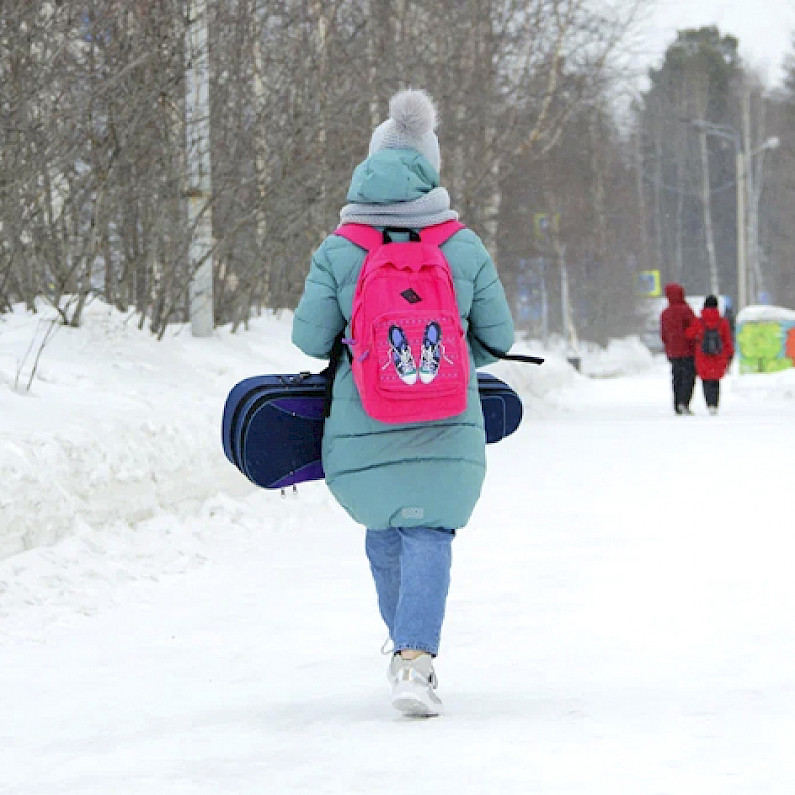 Допобразование, летний отдых, обучение – внушительную часть бюджета Ноябрьска в 2024 году направят на детей