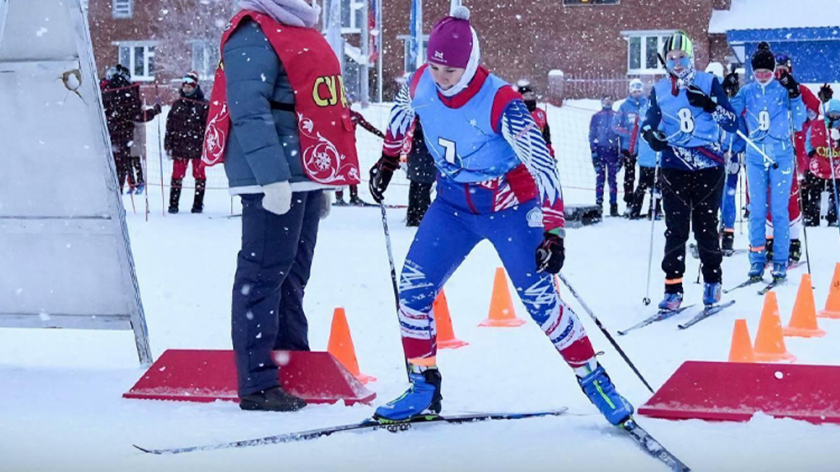 В Ноябрьске разыграли 12 комплектов наград на первенстве по лыжным гонкам. ФОТО