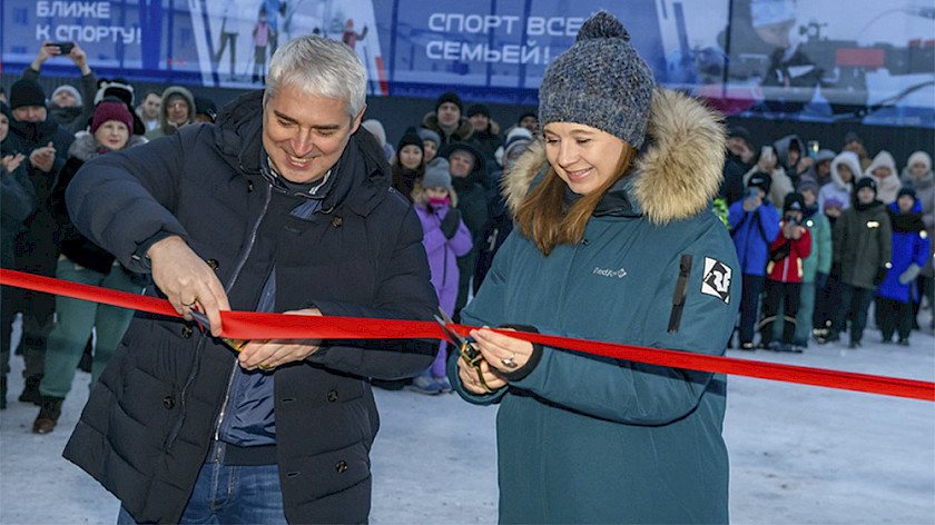 В Ноябрьске открыли новое модульное здание лыжной базы. ФОТО